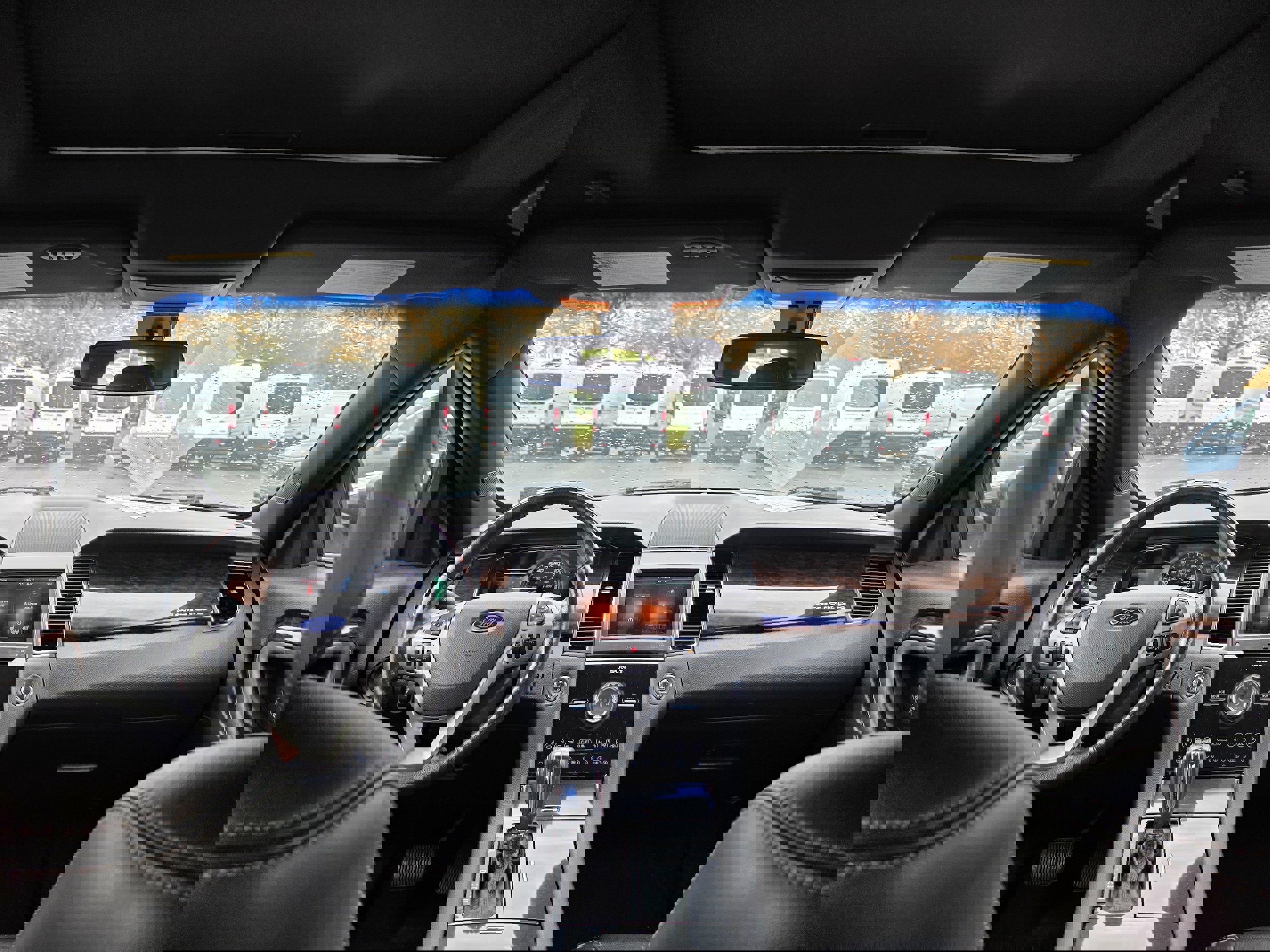 Used 2013 Ford Taurus Limited image 9