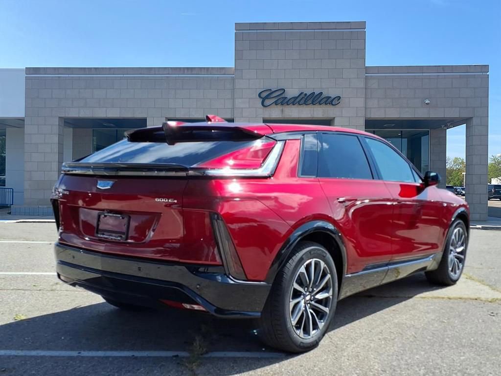 New 2026 Cadillac Lyriq Sport image 5