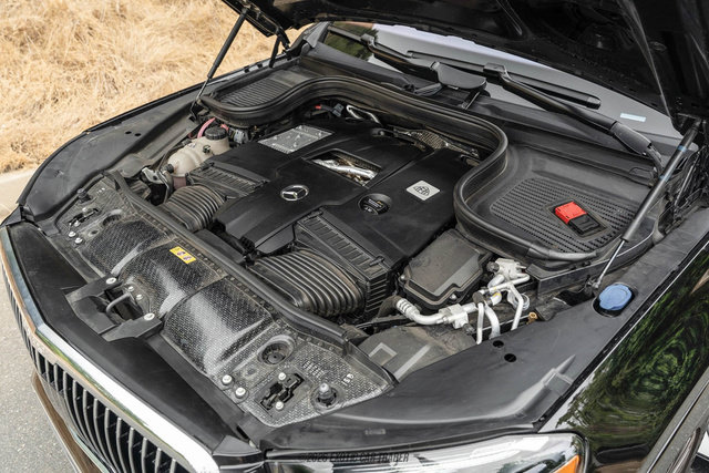 Used 2023 Mercedes-Benz Maybach GLS 600 4MATIC image 15