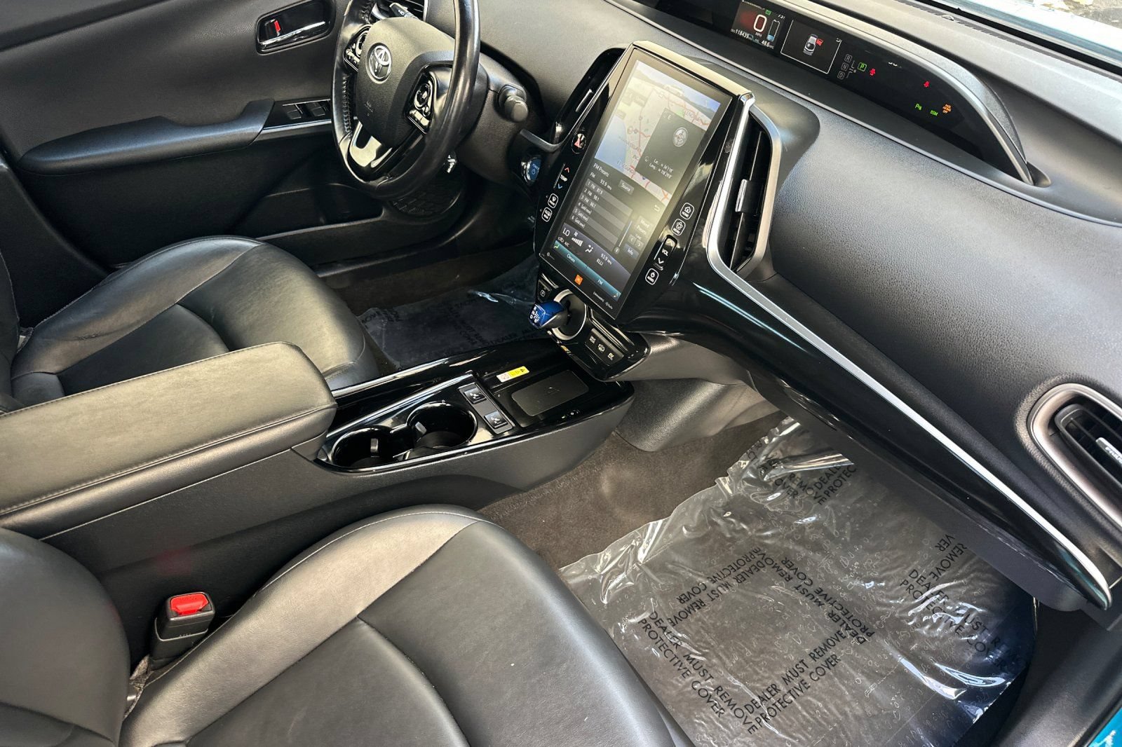 Used 2021 Toyota Prius Prime Limited w/ Carpet Mat Package (TMS) FWD image 17