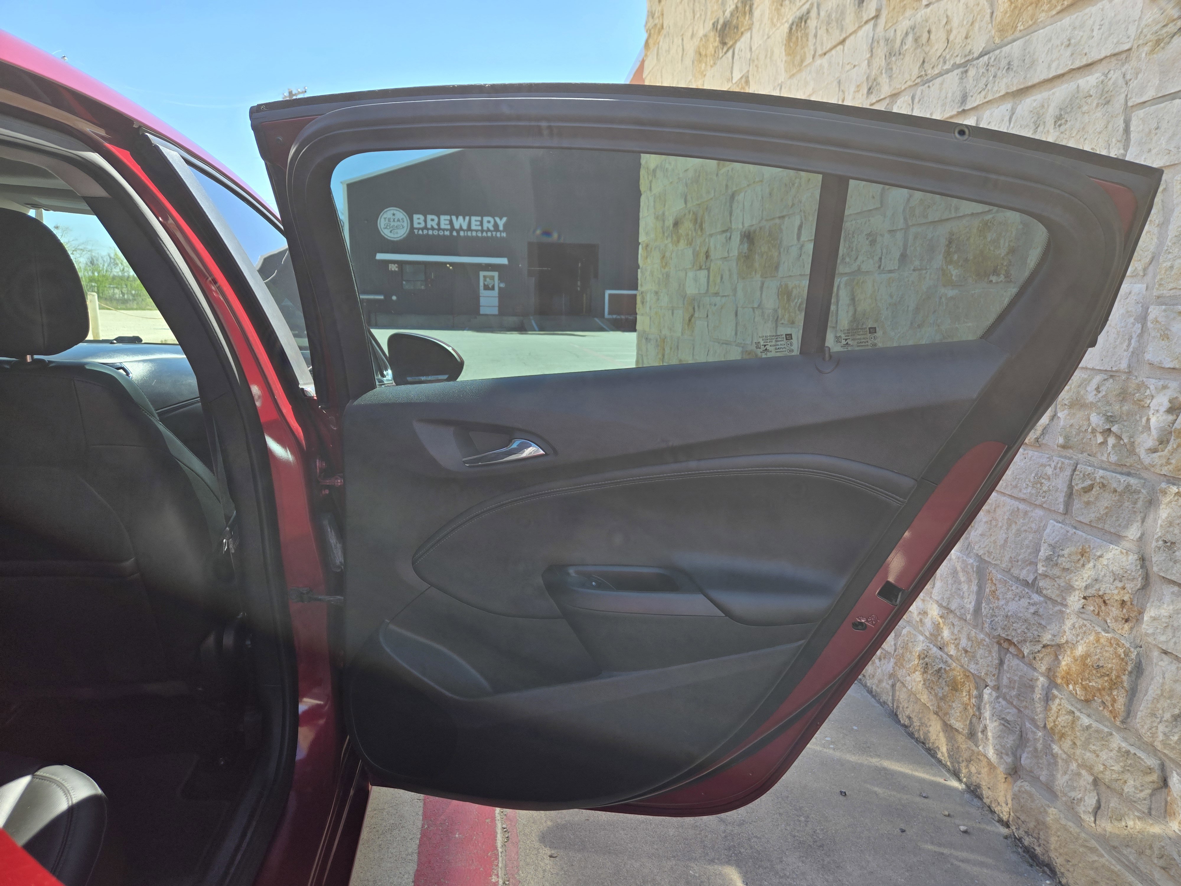 Used 2017 Chevrolet Cruze LT FWD image 10