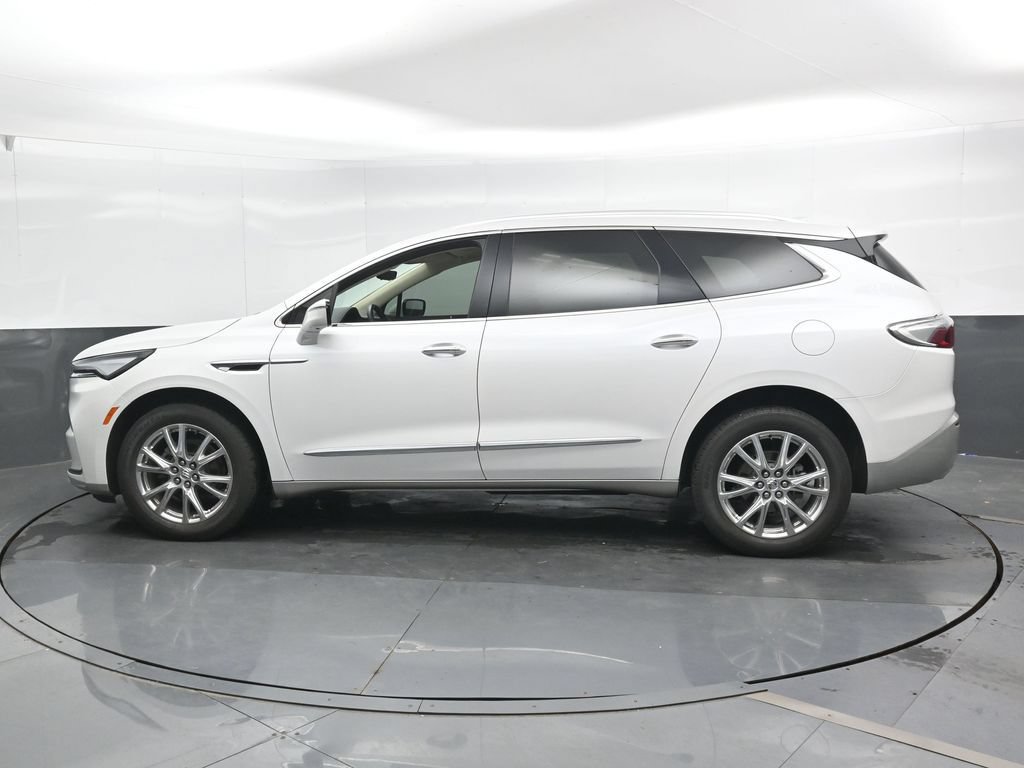 Used 2023 Buick Enclave Premium w/ Experience Buick Package AWD/4WD image 8
