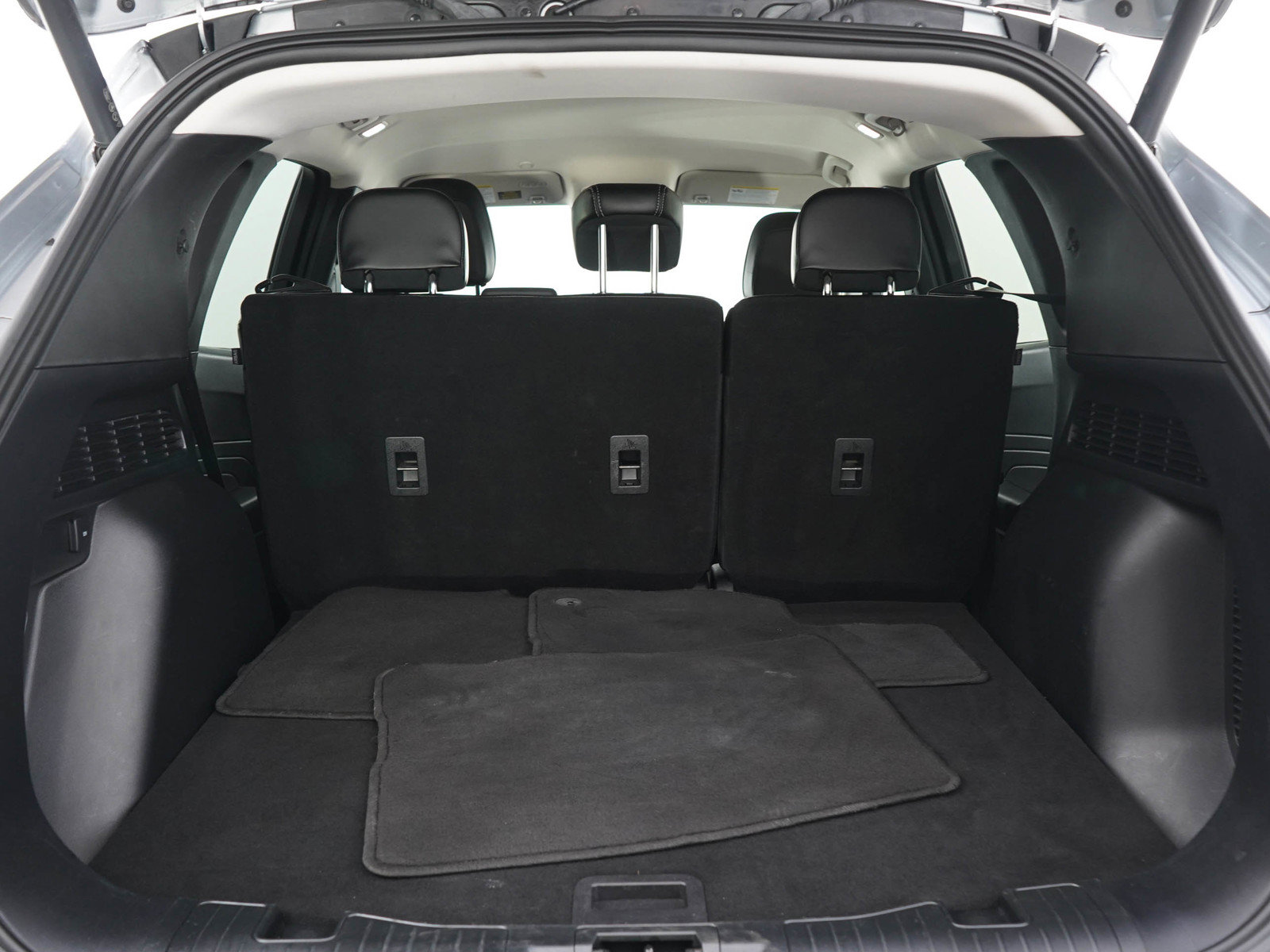 Used 2024 Ford Escape Platinum AWD/4WD image 11