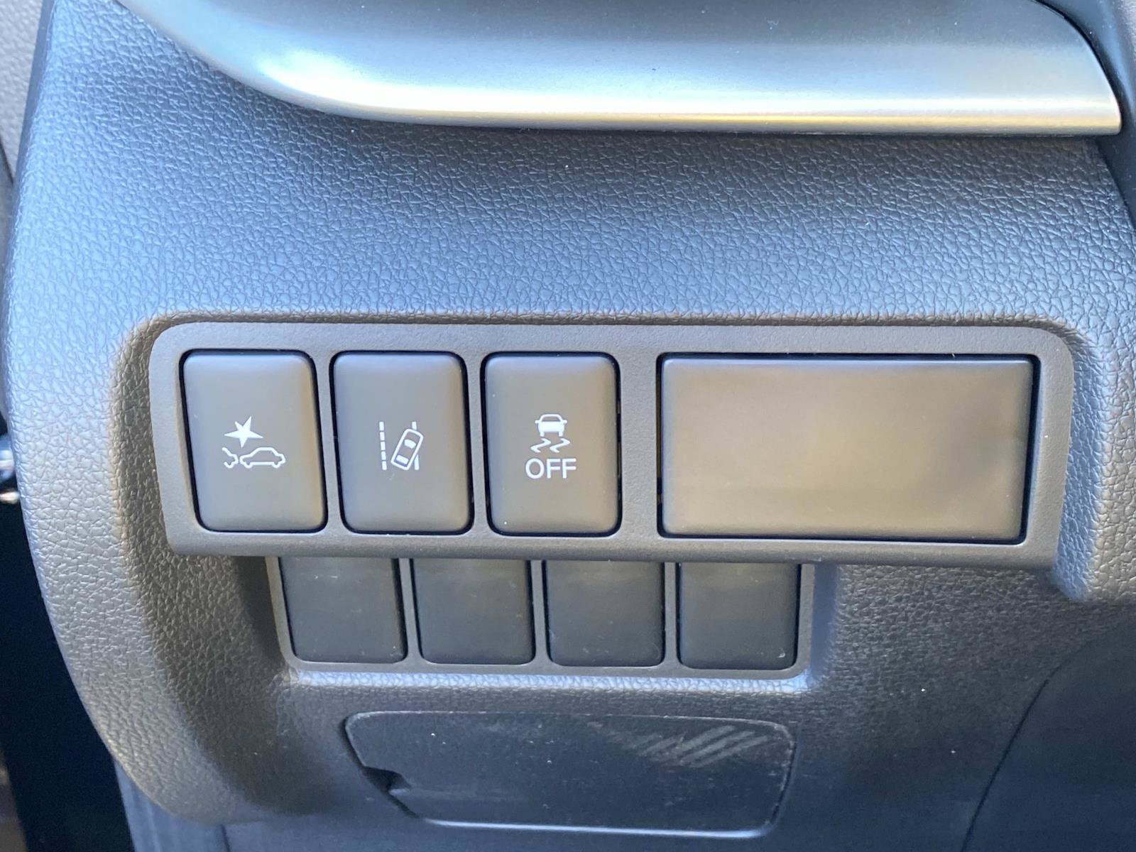 New 2026 Mitsubishi Eclipse Cross LE AWD/4WD image 14