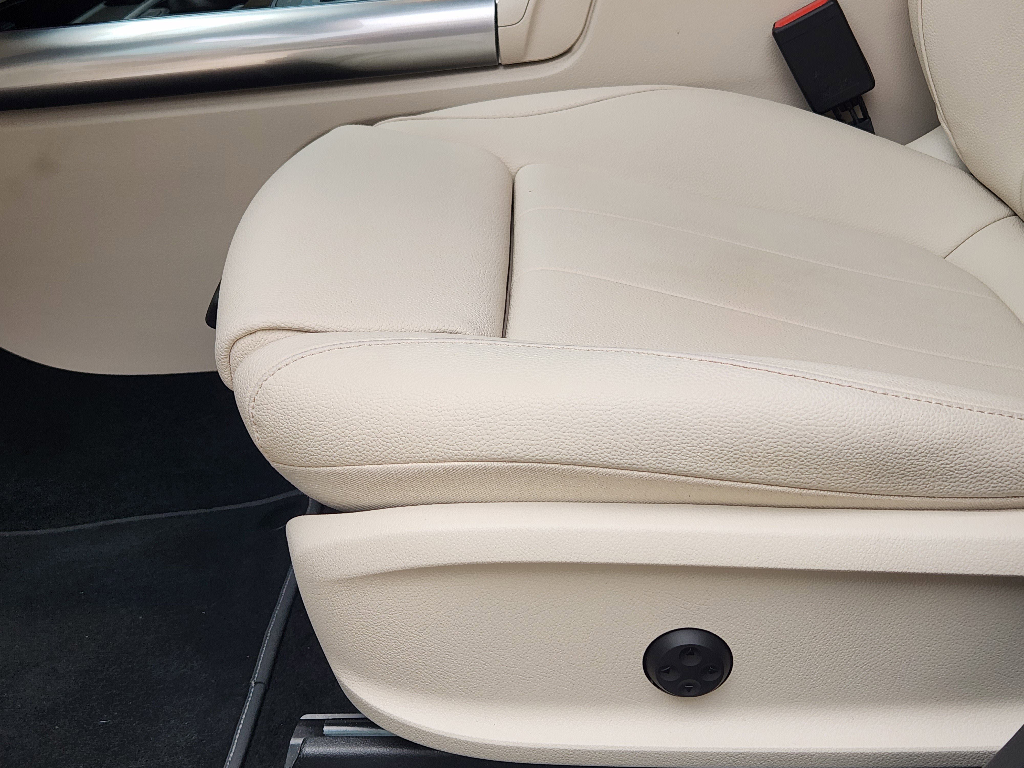 Used 2025 Mercedes-Benz GLA 250 image 16