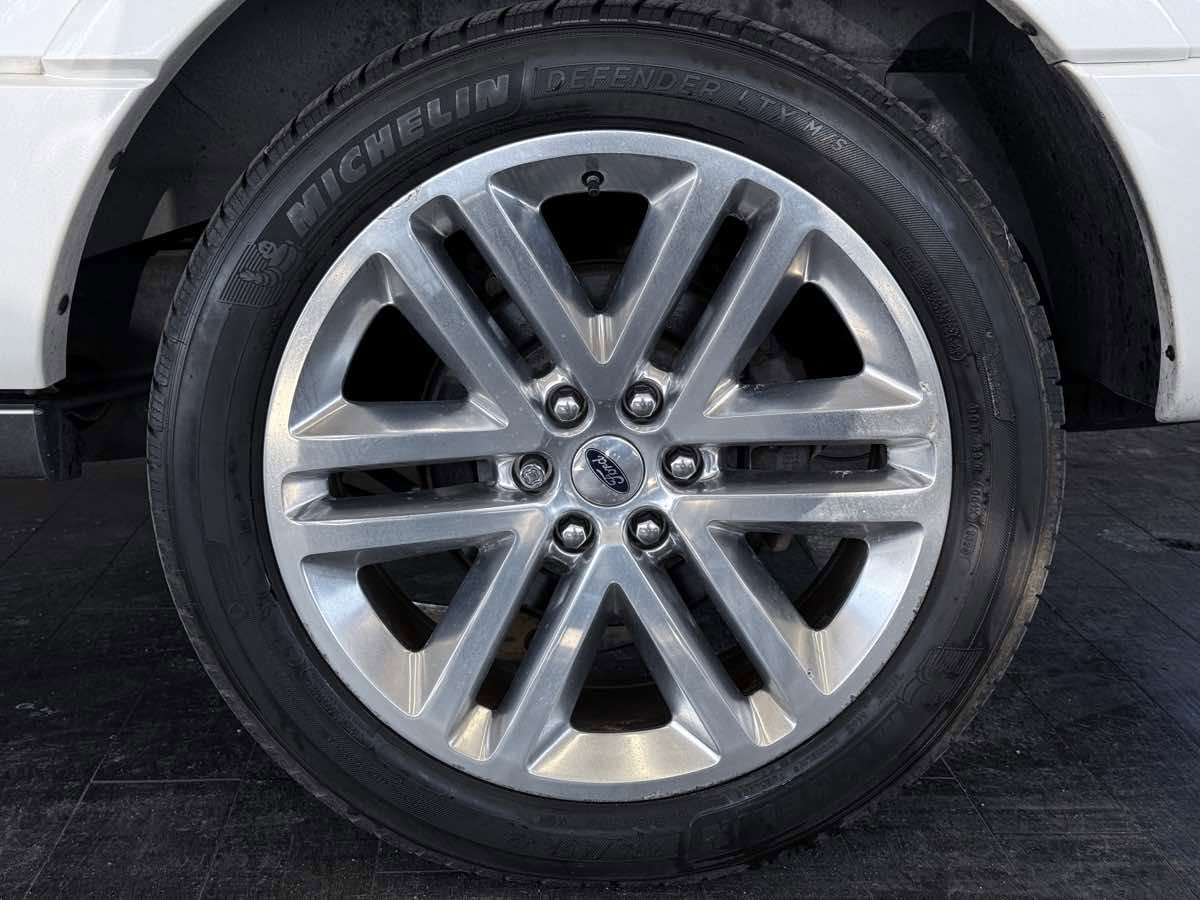 Used 2016 Ford Expedition EL Platinum image 37