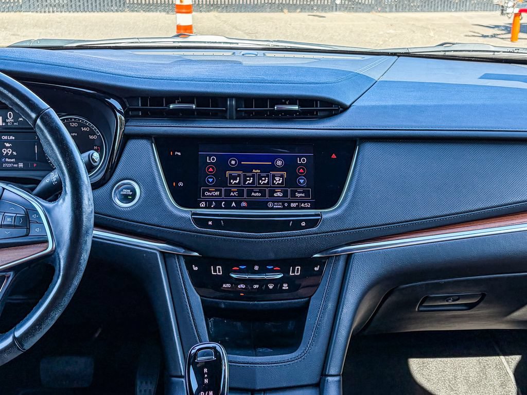 Certified 2023 Cadillac XT5 Premium Luxury AWD/4WD image 13