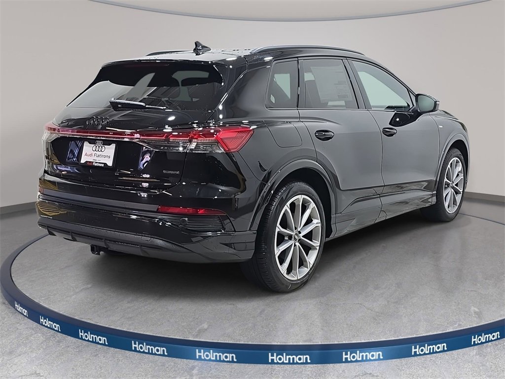 New 2026 Audi Q4 e-tron Premium image 5