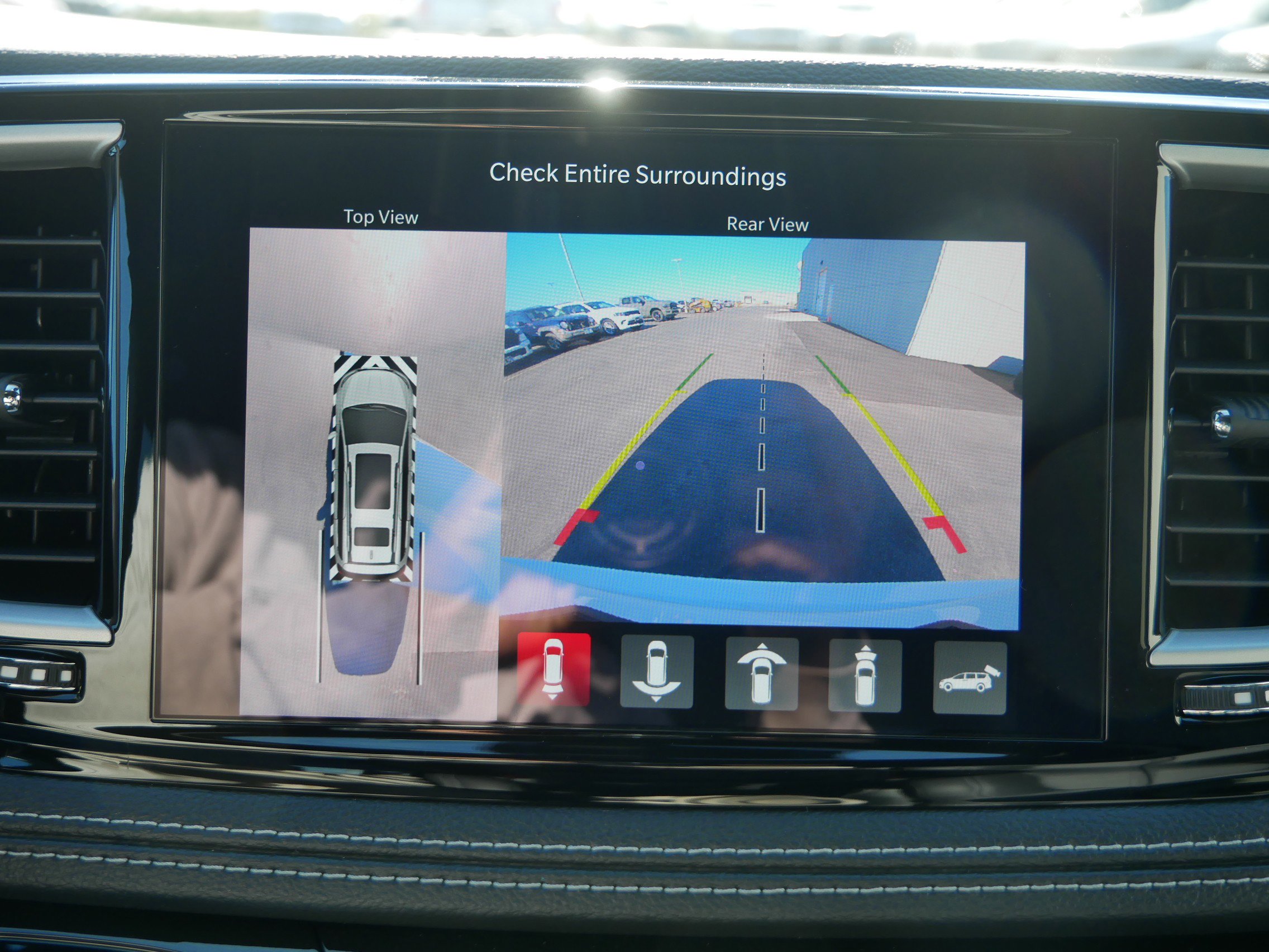 New 2026 Chrysler Pacifica Select image 12