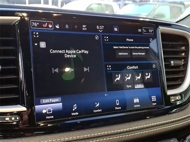 Used 2021 Chrysler Pacifica Touring-L w/ Uconnect Theater Family Group image 23