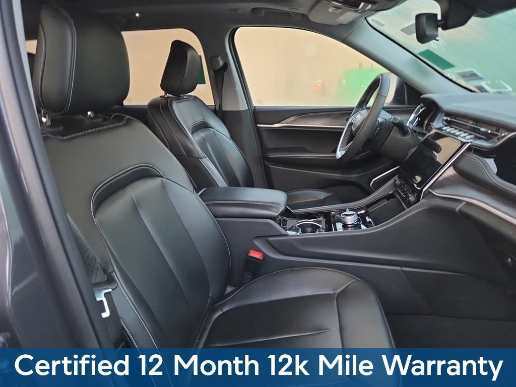 Used 2023 Jeep Grand Cherokee 4WD 4xe image 2