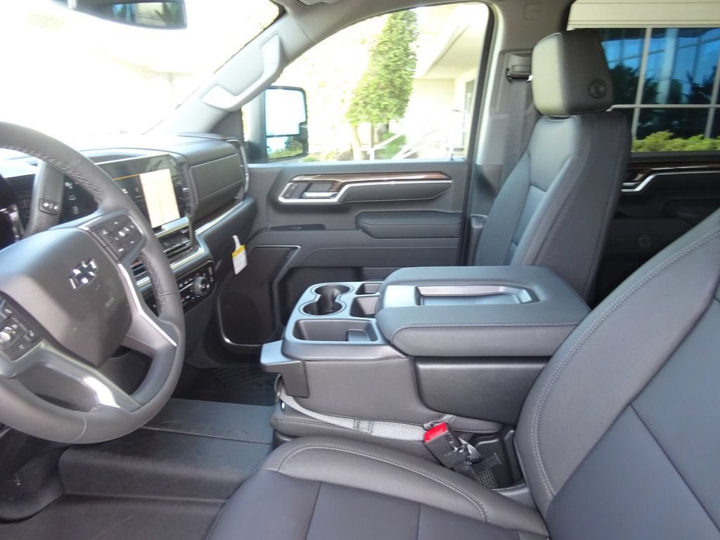 New 2026 Chevrolet Silverado 3500 LT w/ Trail Boss Package AWD/4WD image 13