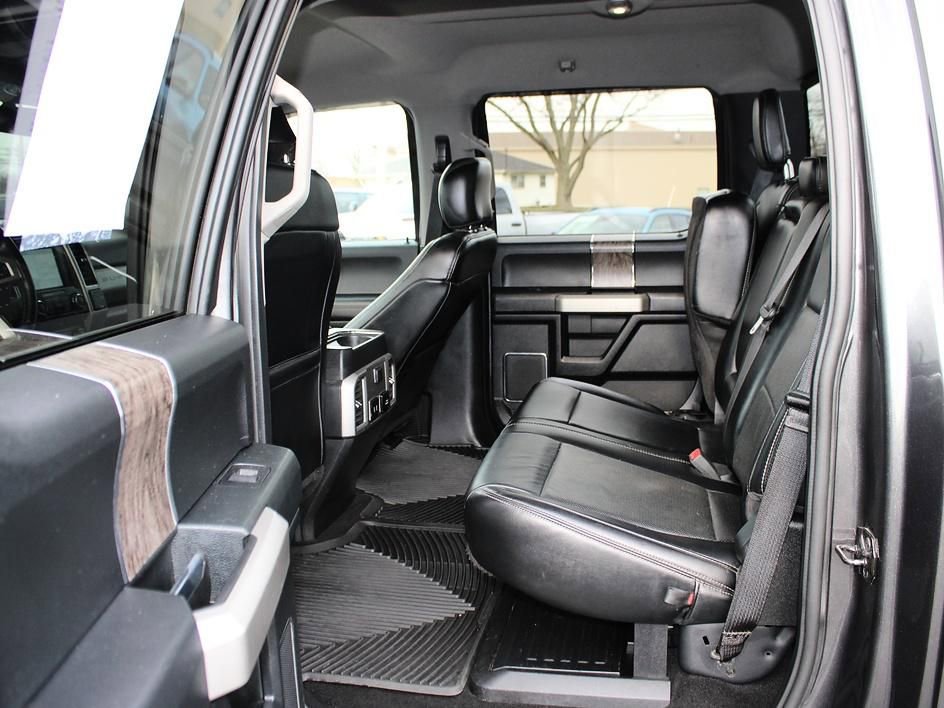 Used 2019 Ford F350 Lariat w/ Chrome Package AWD/4WD image 34