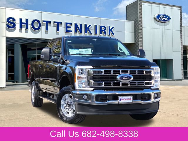 New 2026 Ford F250 XLT w/ FX4 Off-Road Package