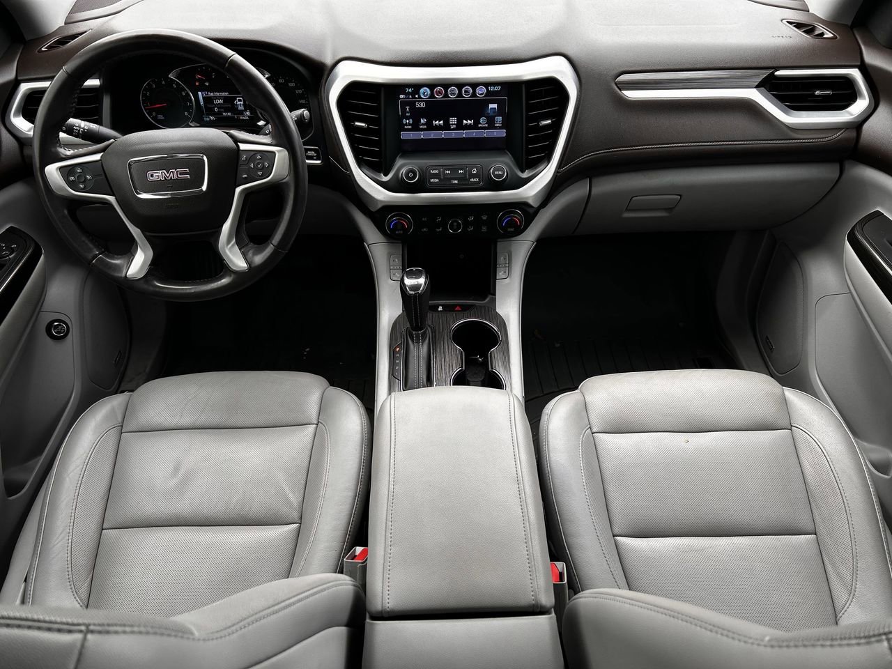 Used 2019 GMC Acadia SLT image 13