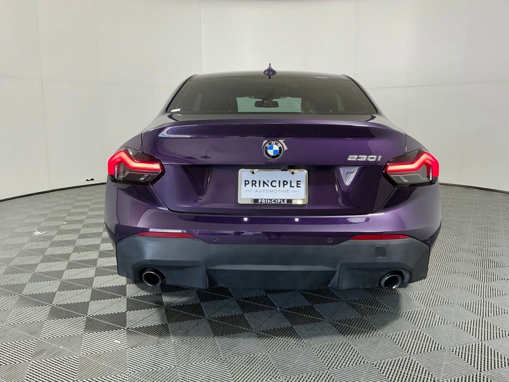 Certified 2022 BMW 230i Coupe w/ Convenience Package RWD image 4