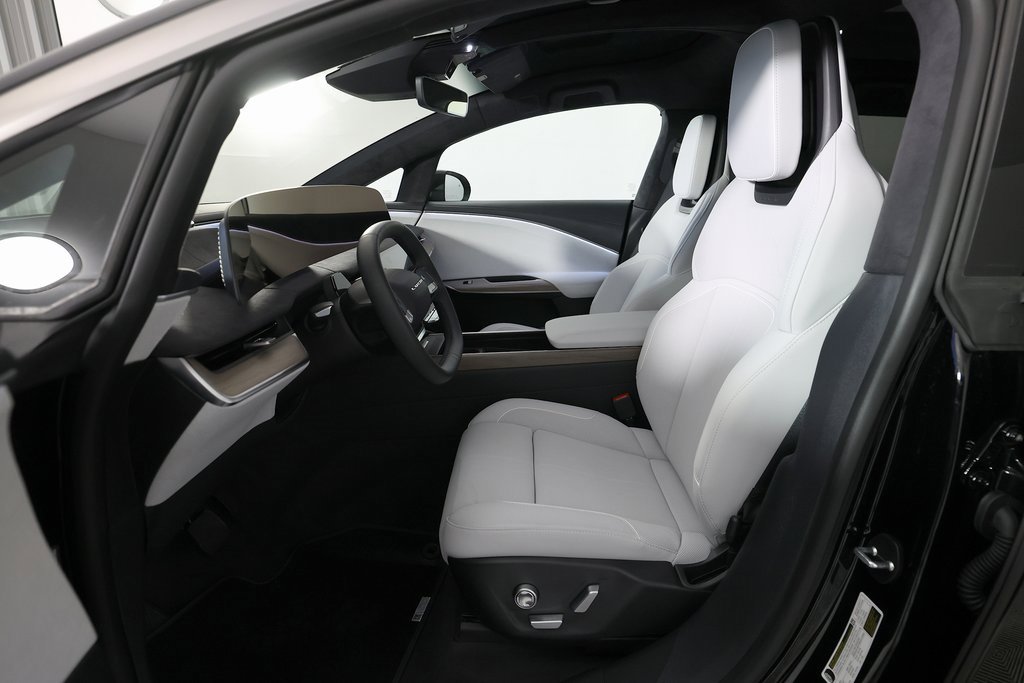 Used 2026 Lucid Gravity Dream image 18