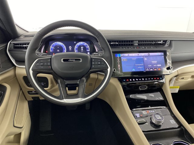 New 2026 Jeep Grand Cherokee Limited AWD/4WD image 19