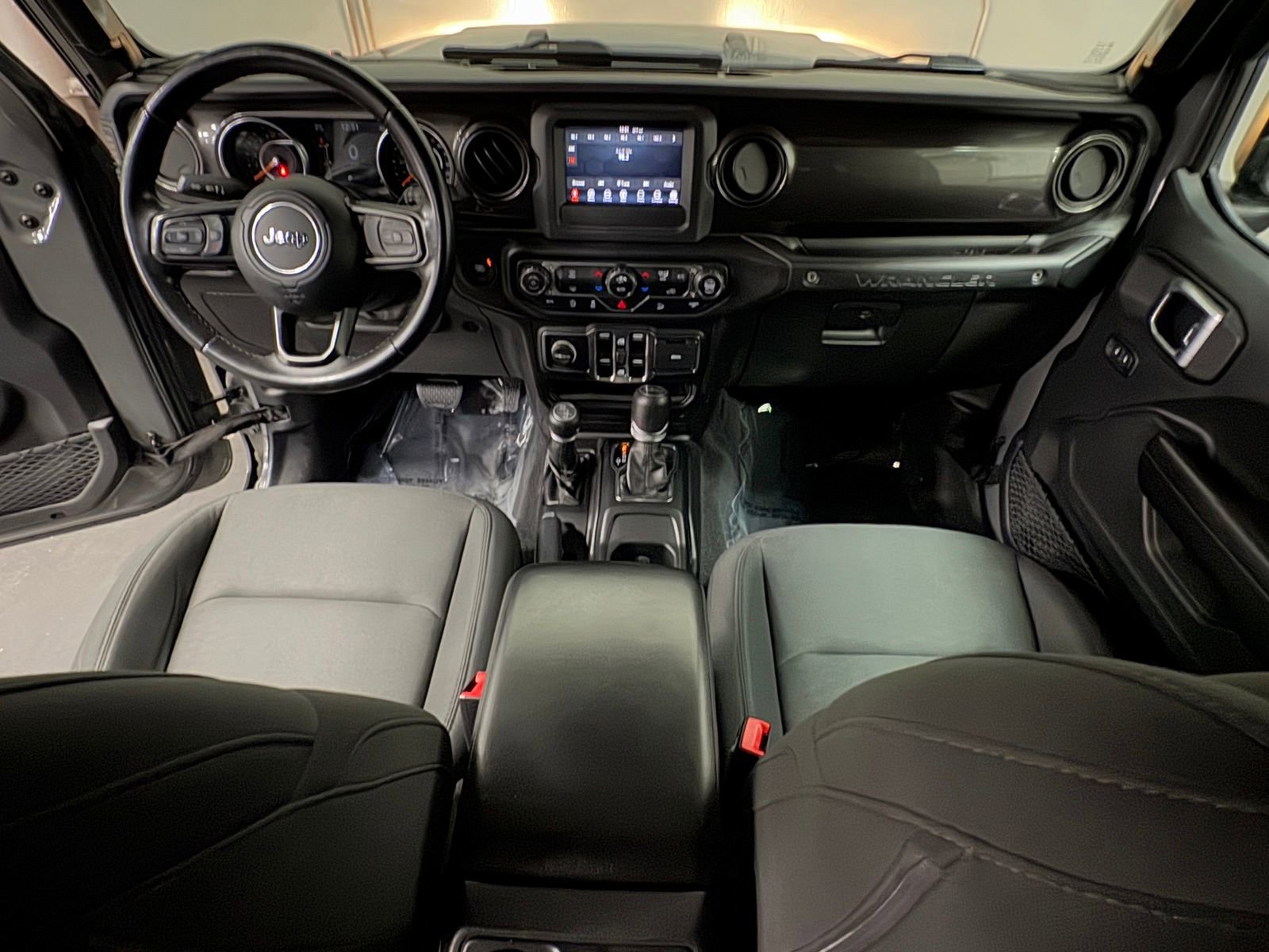 Used 2019 Jeep Wrangler Unlimited Sport AWD/4WD image 32