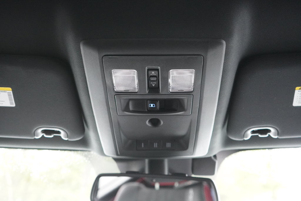 Used 2016 RAM 1500 Rebel w/ Luxury Group AWD/4WD image 28