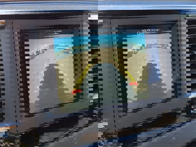 Used 2020 Chrysler Pacifica Touring image 30