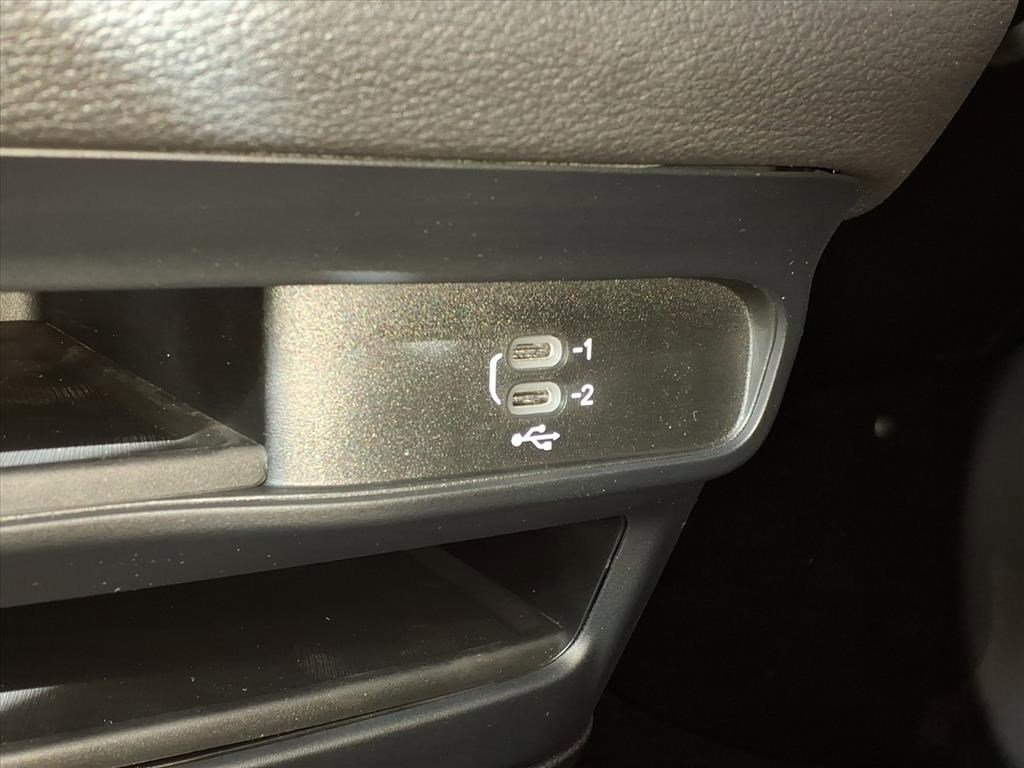 New 2026 Chrysler Pacifica Select image 24