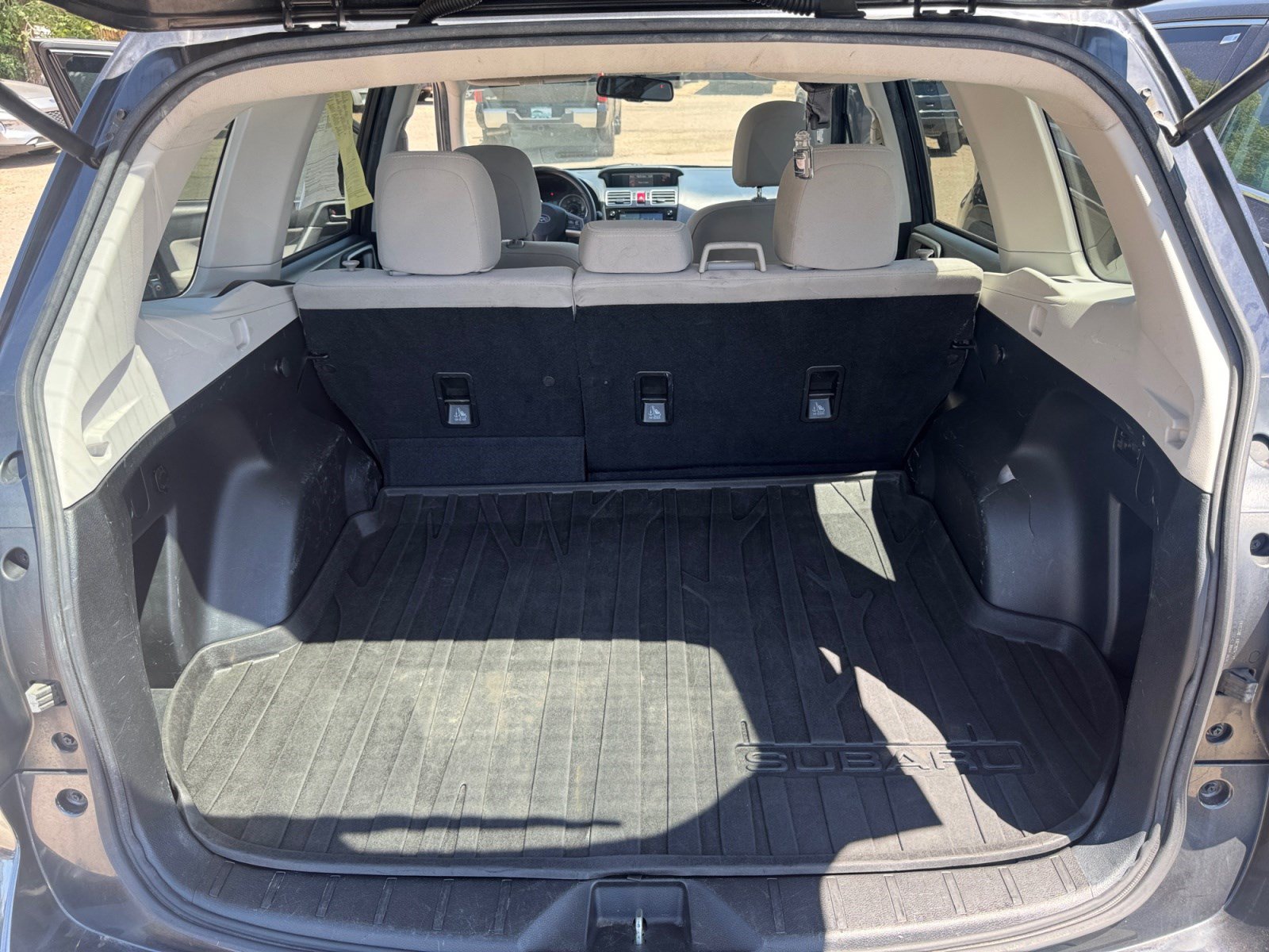 Used 2016 Subaru Forester 2.5i Premium w/ Popular Package #1 AWD/4WD image 34