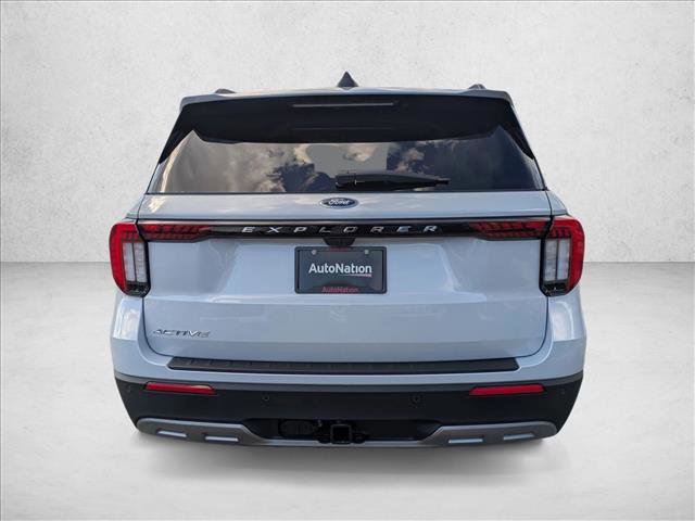 New 2026 Ford Explorer Active w/ Active Comfort Package image 9