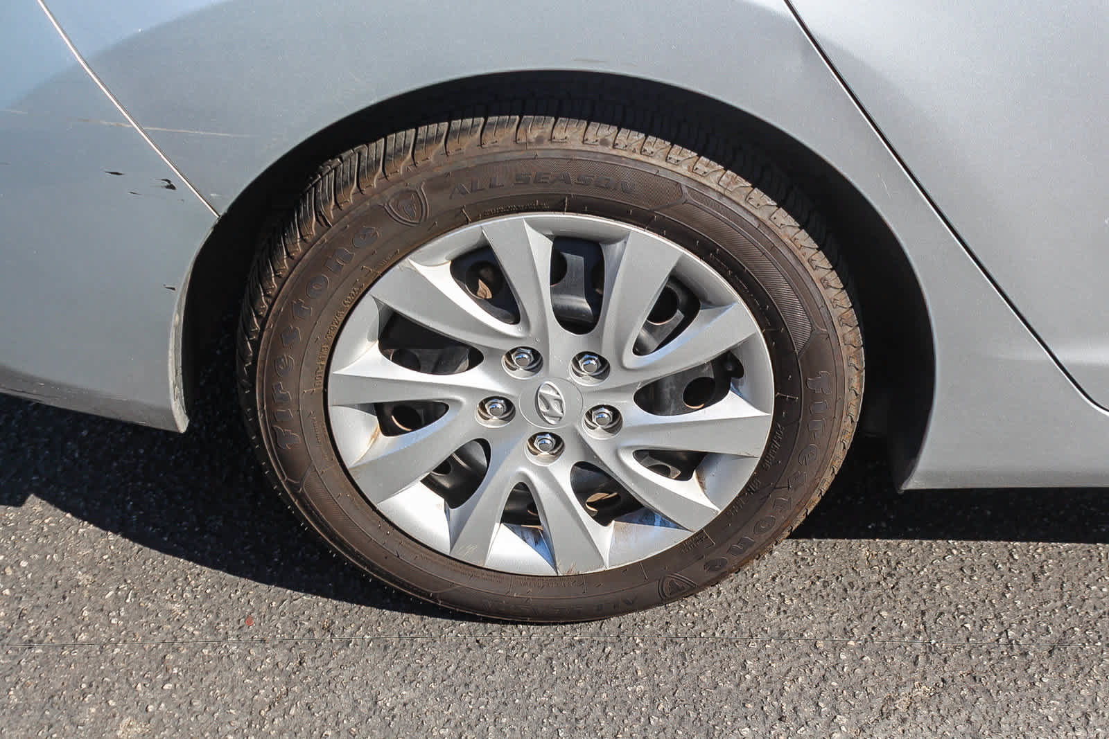 Used 2013 Hyundai Elantra GLS FWD image 11