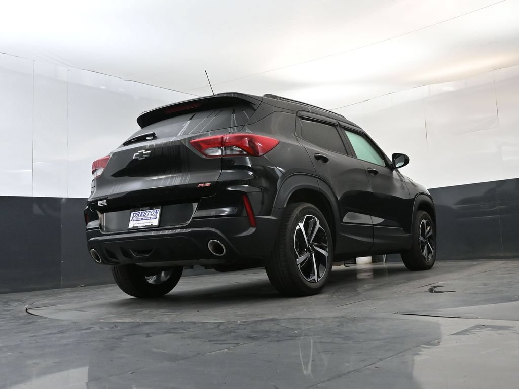Used 2023 Chevrolet TrailBlazer RS w/ Sun and Liftgate Package AWD/4WD image 23