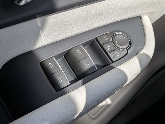 New 2027 Buick Enclave Avenir w/ LPO, Floor Liner Package AWD/4WD image 25