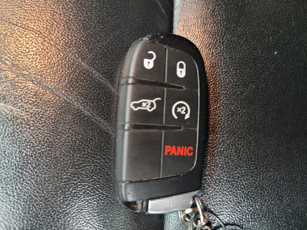 Used 2017 Jeep Grand Cherokee Limited AWD/4WD image 32