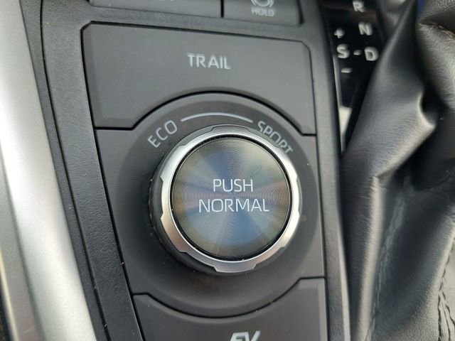 Used 2024 Toyota RAV4 XSE w/ Advanced Technology Package image 21