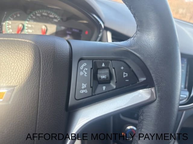 Used 2020 Chevrolet Trax LT w/ LT Convenience Package AWD/4WD image 14