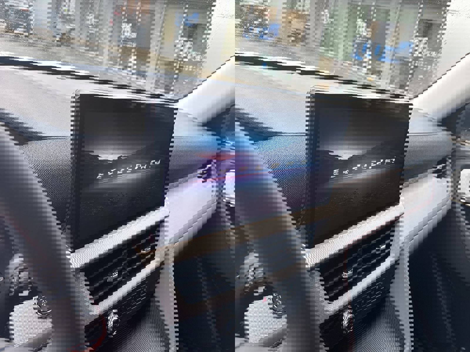 New 2026 Ford Explorer Active w/ Active Comfort Package image 15