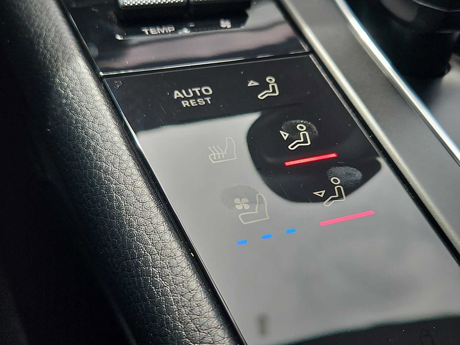 Certified 2026 Porsche Macan AWD/4WD image 43