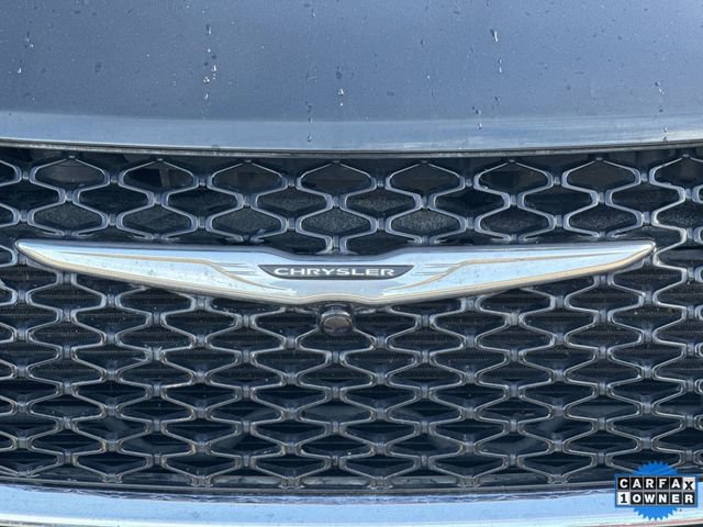 Used 2024 Chrysler Pacifica Limited image 30