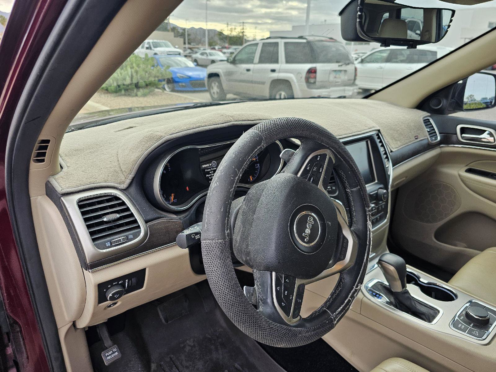 Used 2017 Jeep Grand Cherokee Limited image 18