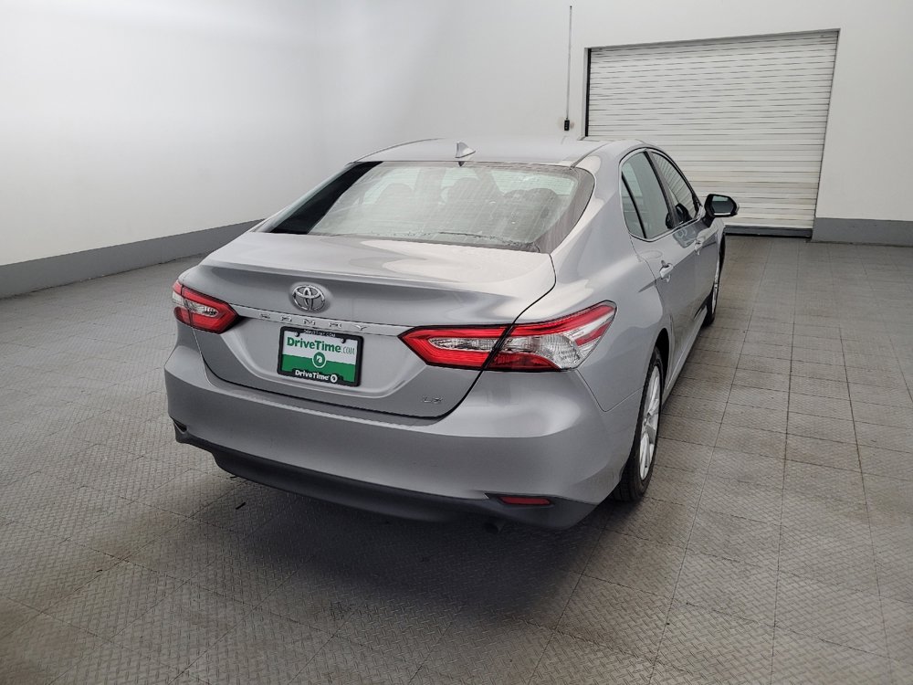 Used 2019 Toyota Camry LE image 7
