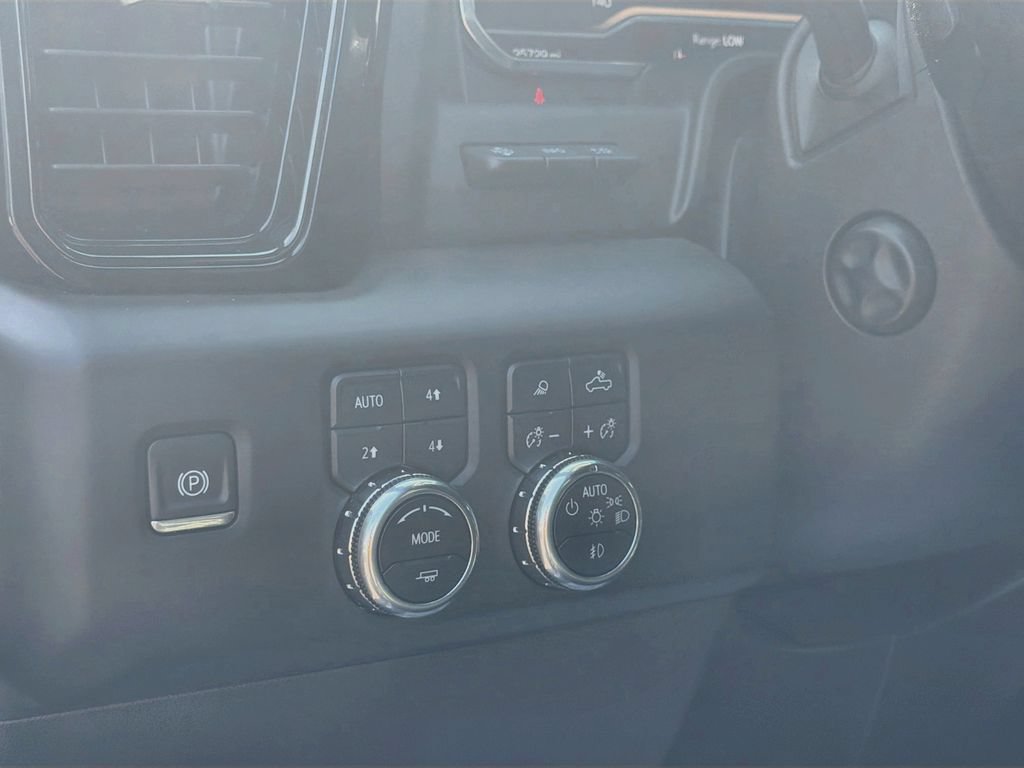 Used 2024 GMC Sierra 1500 AT4X AWD/4WD image 10