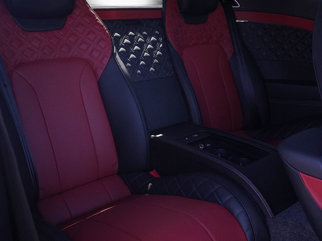 Used 2021 Bentley Continental GT AWD/4WD image 32