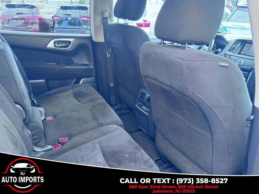 Used 2015 Nissan Pathfinder SV w/ Trailer Tow Package image 20