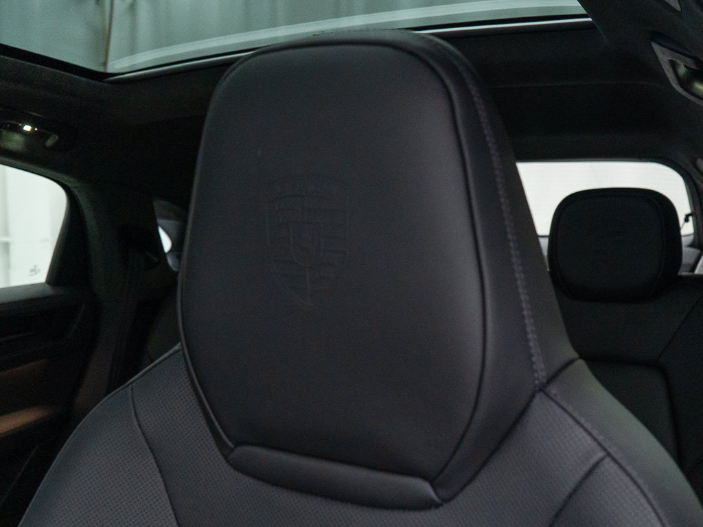 Certified 2026 Porsche Cayenne GTS AWD/4WD image 17