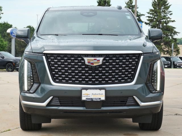 Used 2025 Cadillac Escalade ESV Premium Luxury w/ LPO, Floor Liner Package AWD/4WD image 2