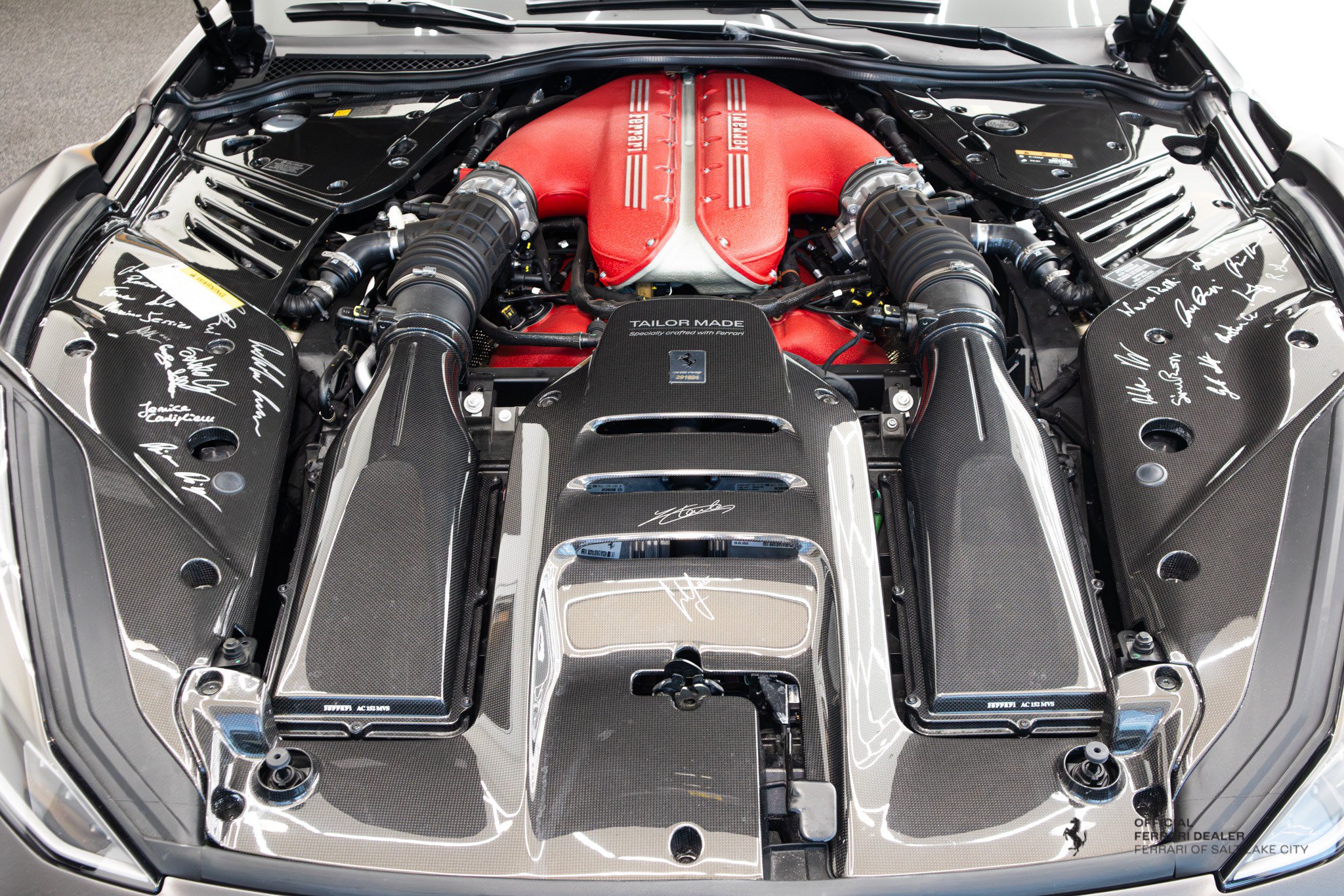 Used 2023 Ferrari 812 Competizione RWD image 12