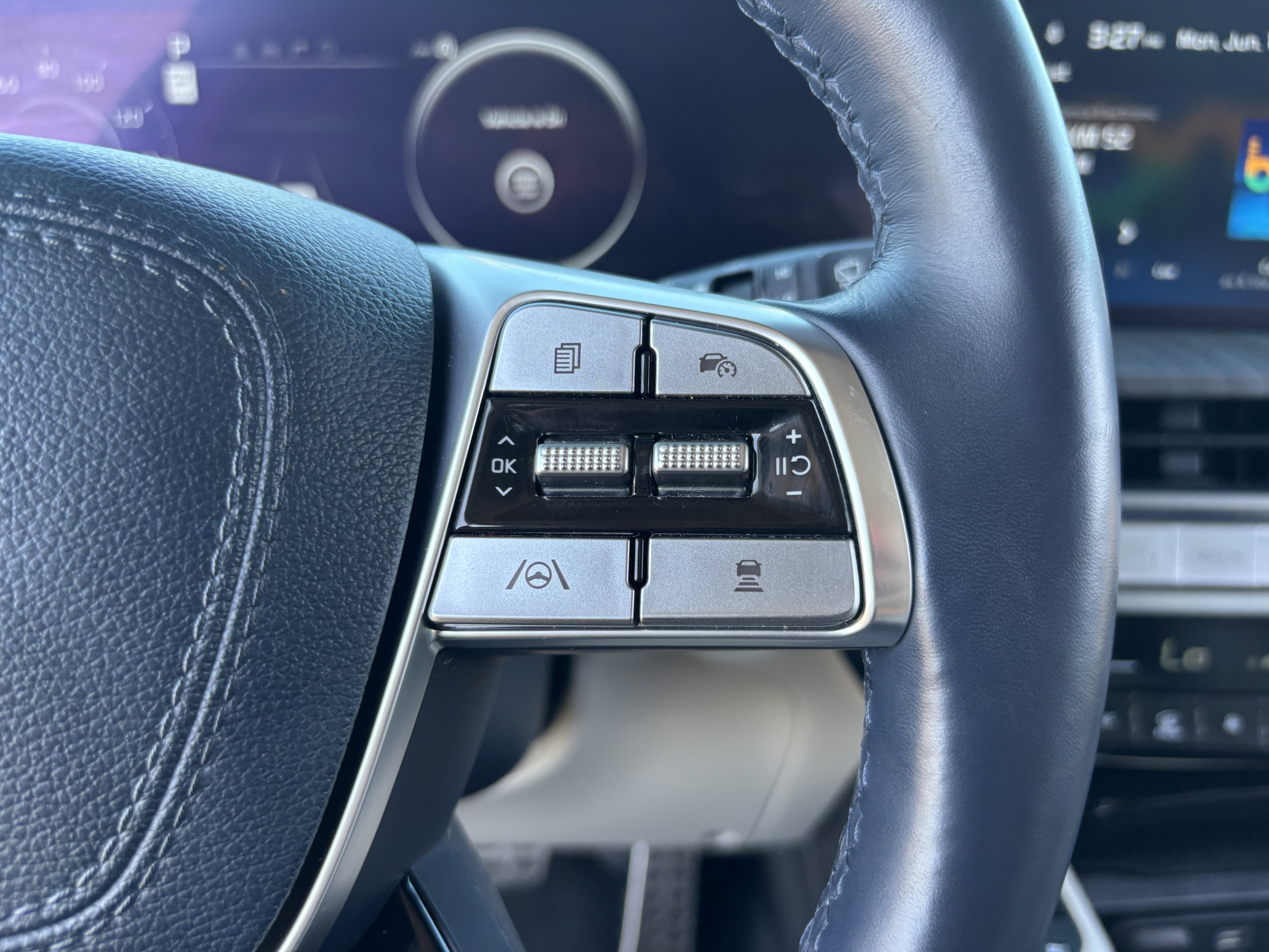 Certified 2024 Kia Telluride SX AWD/4WD image 26