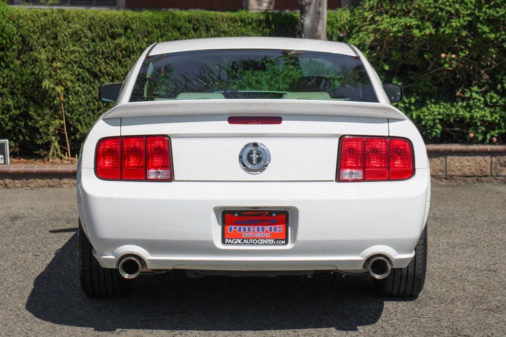 Used 2006 Ford Mustang Premium image 7