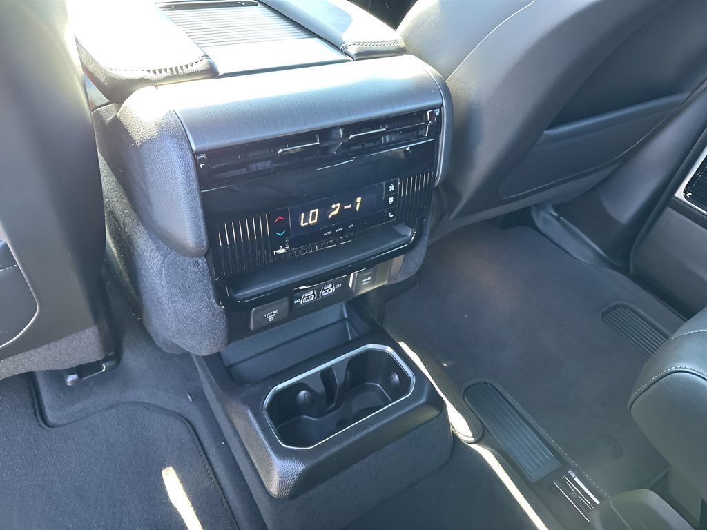 New 2026 Jeep Grand Wagoneer Limited AWD/4WD image 22