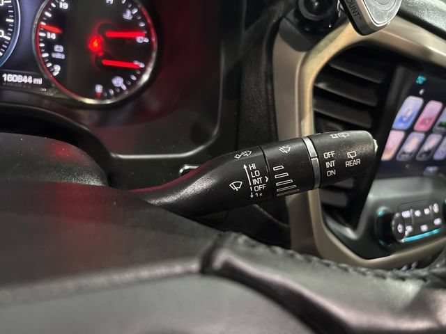 Used 2017 GMC Acadia Denali w/ Technology Package FWD image 31