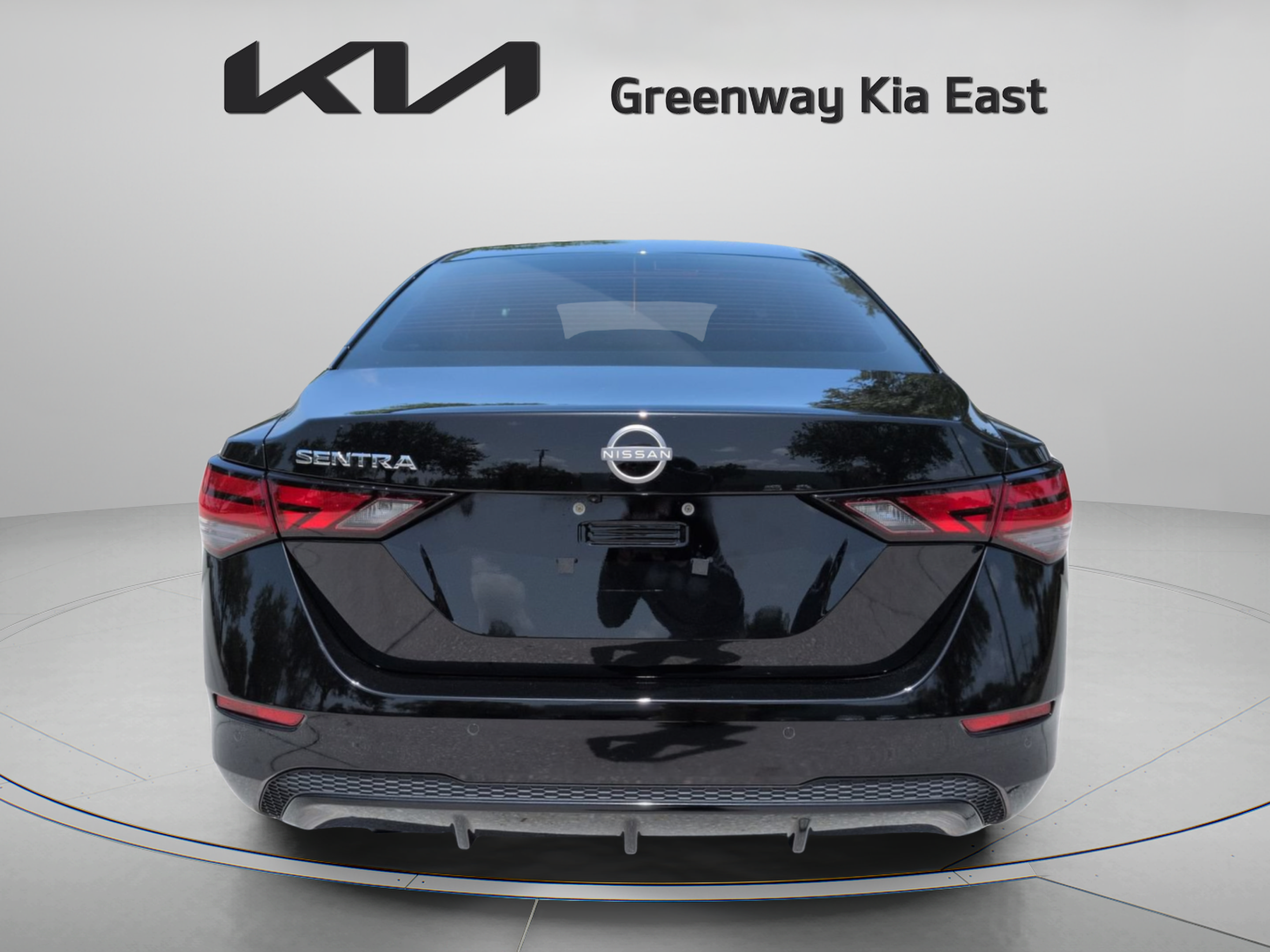 Used 2025 Nissan Sentra S FWD image 7